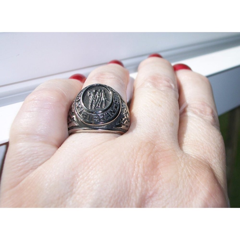 STAINLESS STEEL United States Veteran Epoxy Ring - Picture 5 of 14